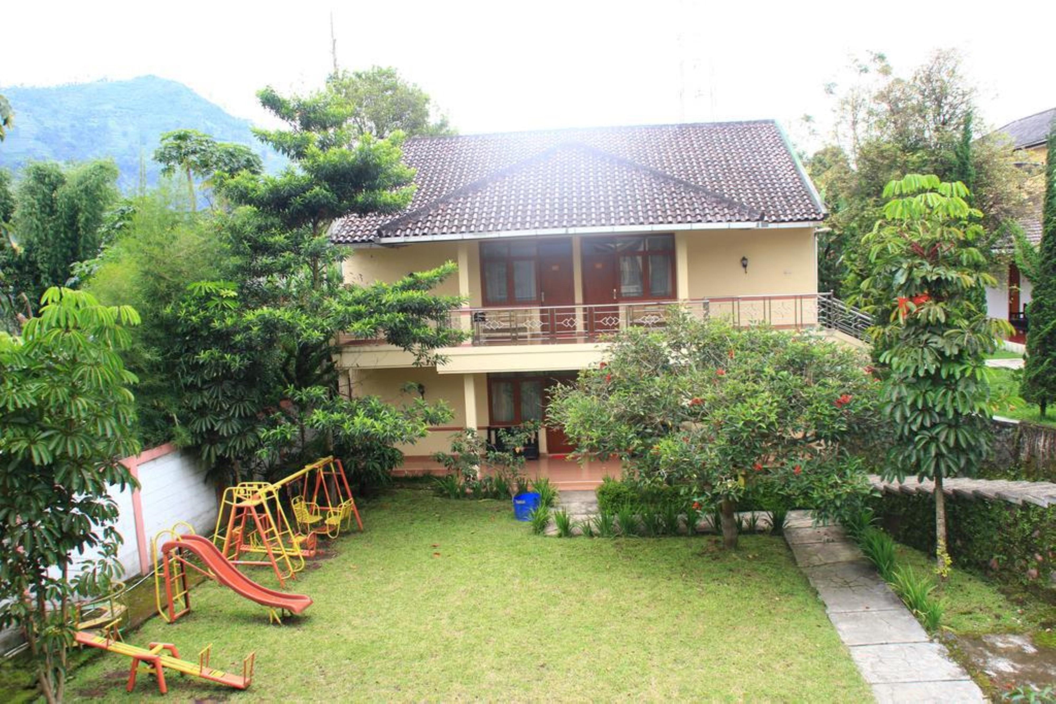 Narima Resort Hotel Lembang Ngoại thất bức ảnh